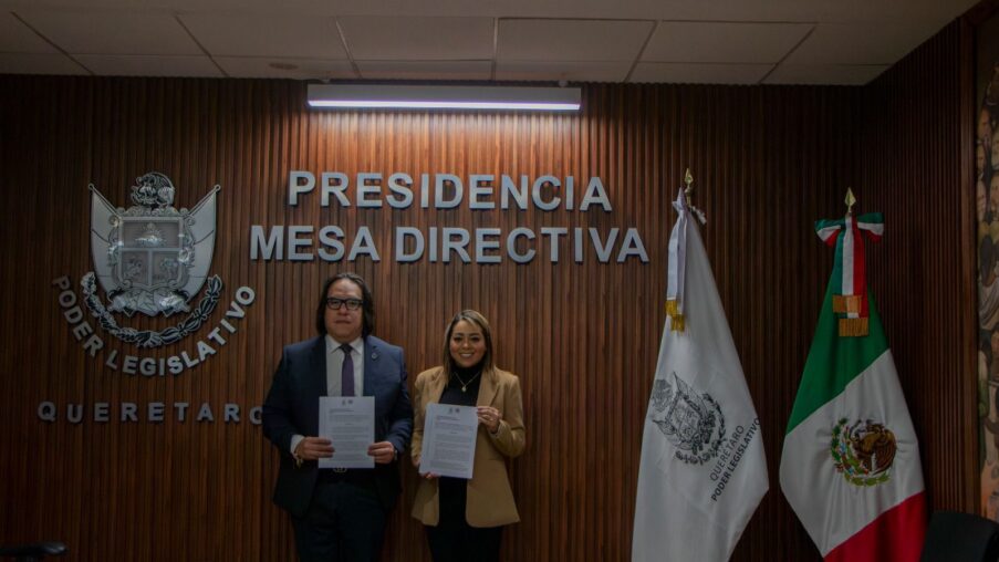 Fiscalía General de Querétaro entrega iniciativa de ley para crear Unidad Especializada en Extorsión