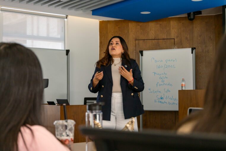 Fiscalía participa en actividad académica del ITESM Campus Querétaro